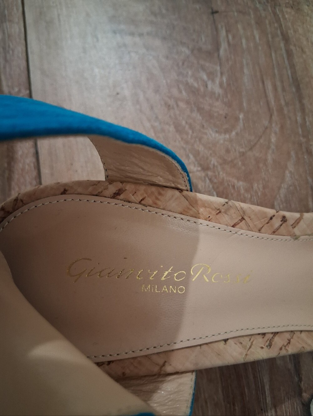GIANVITO ROSSI - Picture 8 of 11